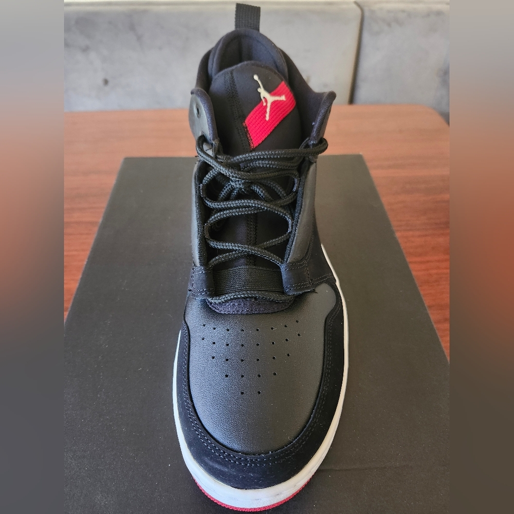 Nike Jordan Fadeaway AO1329 023 Black/White-Gym Red New Men's Size 12